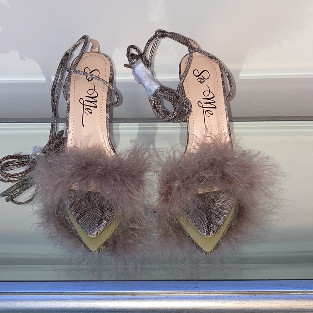 Heels - Picture 2 of 3